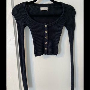 urban outfitters tight black button up crop top